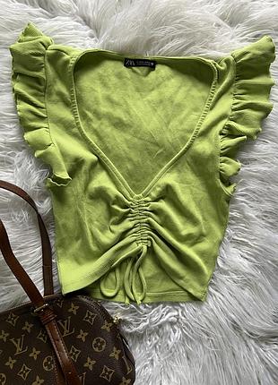 Стильний топ🌿 🏷️zara розмір—м стан—ідеальний✔️