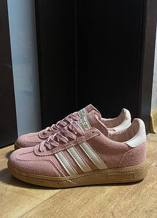 Нові кросівки adidas, розового кольору, 37 розмір