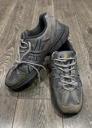 Asics gel sonoma 15-50 43 розмір сірі