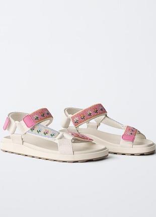 Босоніжки zara 36 23 cм