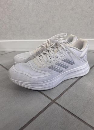 Adidas кросівки  оригінал нові!