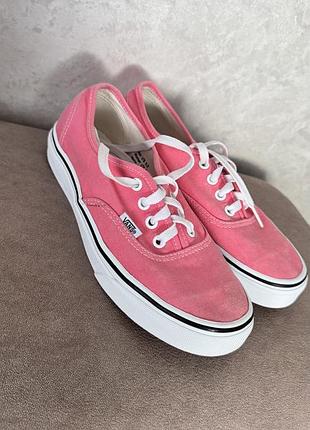 Яскраво-рожеві жіночі кеди vans authentic 36