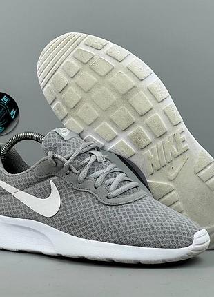 Nike tanjun танжун найкі кросівки спортивне взуття спортивные кроссовки для залу тренувань бігові беговая обувь трекінгові трейлові зручні легкі найк