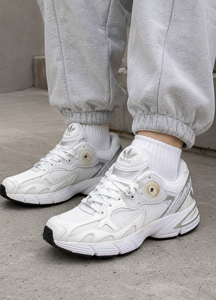 Кросівки легкі зручні adidas astir cloud white