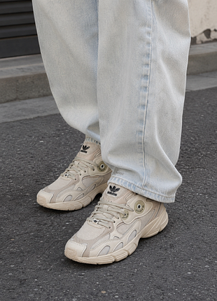 Кросівки легкі зручні adidas astir