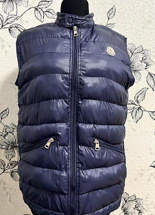 Moncler  (2)  жилетка