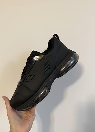 Prada collision 19 lr 9