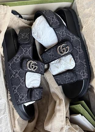 Gucci сандалии 36.5 размер совершенно новые