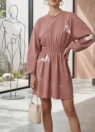 Гарна  сукня з плотного трикотажу бренду zara ✨ 
напівобхват грудей-59см; 
напівобхват талії-25(46)см
довжина виробу - 89  
довжина рукава від шиї -71