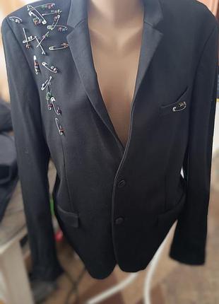 Шикарний піджак від zara