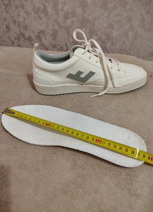 Кроссовки унисекс 43р. 9