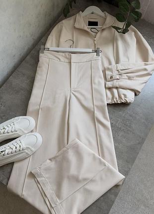 Стильний костюм zara