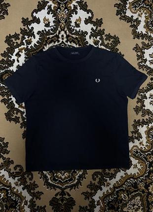 Футболка чоловіча fred perry чорного кольору
