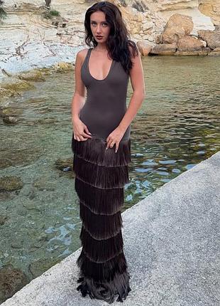 Розпродаж сукня prettylittlething plt label сітка  бахрома
