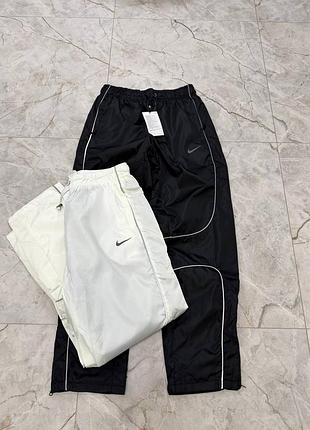 Спортивні штани унісекс nike x corteiz чорні та білі