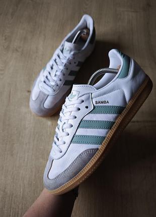 Круті жіночі шкіряні кросівки adidas, оригінал, модель 2024 року, р.38