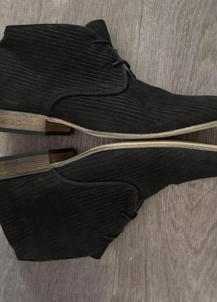 Стильные черные замшевые ботинки чокка (chukka boots) от mod shoes размер 43