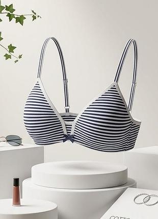 Перший бюстгальтер m&s 30a