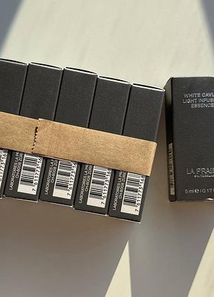 Освітлювальна есенція для обличчя la prairie white caviar light infusion essence мініатюри по 5мл