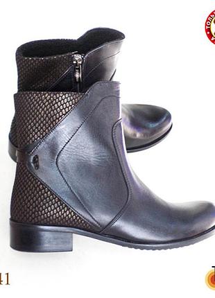 Полусапожки женские, кожа. 37