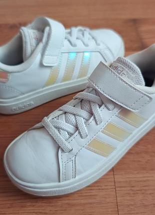 Оригинальные adidas р29 длина стельки по факту 19см