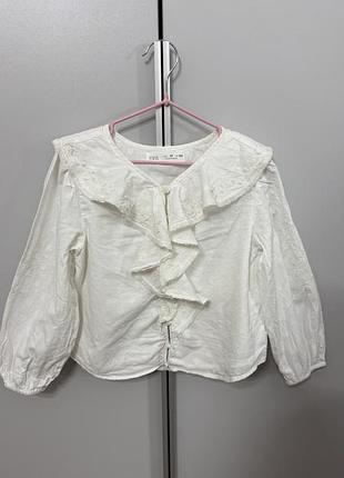 Блуща дівчинці zara молочна з вишивкою бісером на 7р (122см)