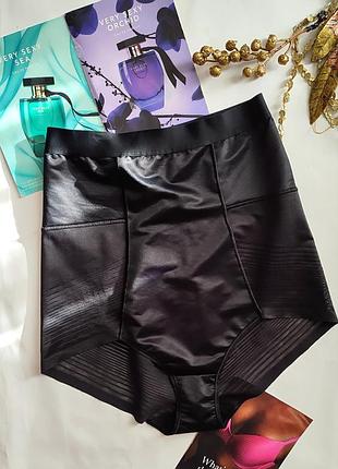 Утягуюча коригуюча білизна трусики висока посадка marks and spencer 40 12