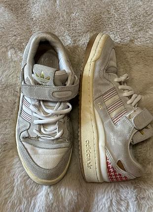 Кросівки adidas