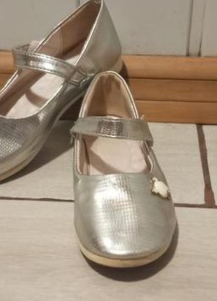 Детские праздничные туфлы на разные мероприятия