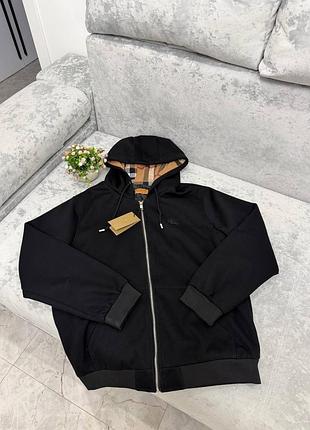 Зіпка від бренду burberry