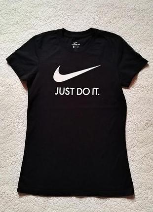 Футболка жіноча чорна nike s р.40-42