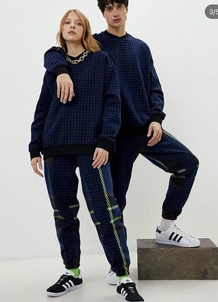 Штани adidas unisex ivy park halls of ivy allover print fashion sweat pants