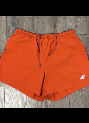 Чоловічі шорти new balance