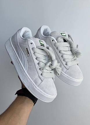 Puma suede xl
• light grey •