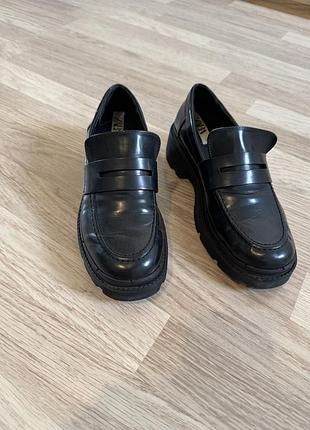 Лофери zara