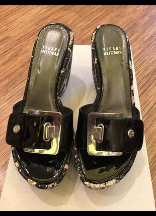 Шльопанці “stuart weitzman”