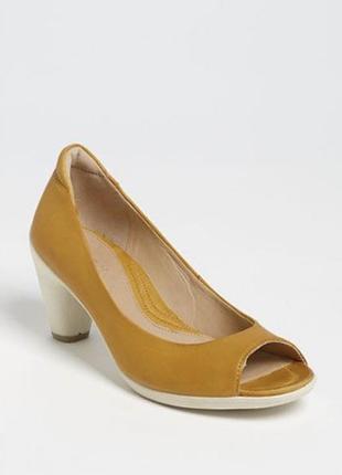 Туфлі жовті ecco sculptured 65 sandal нубук шкіра