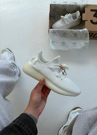 Yeezy boost 350 v2 cream white
