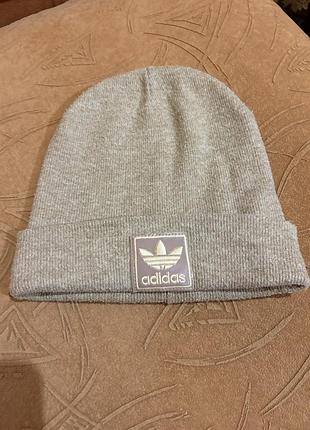 Шапка adidas