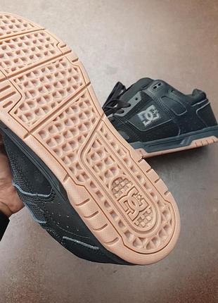 Dc stag
• black peach • 4