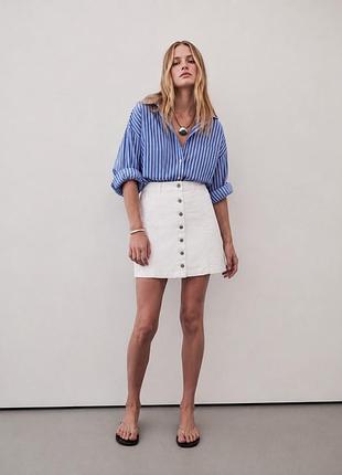Юбка белая джинсовая мини gina tricot, 34 р, xxs, xs, s, бюка на пуговицах на высокой талии летняя из натуральной ткани классическая базовая спідниця