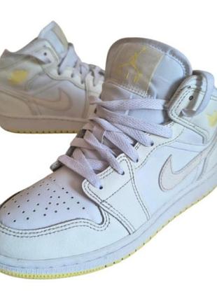 Кожаные кроссовки nike air jordan 1 mid оригинал!