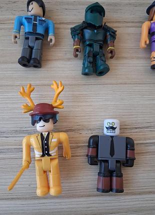 Фигурки roblox 4