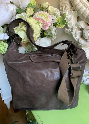 Шкіряна жіноча сумка belstaff