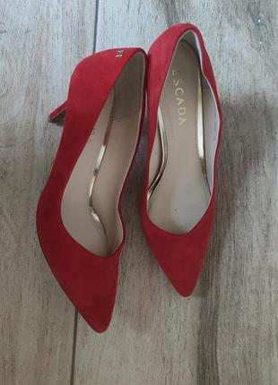 Escada туфли женские