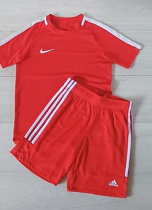 Спортивные шорты и футболка  nike