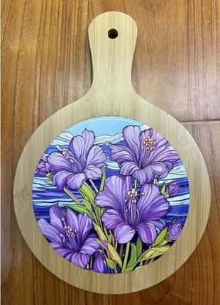 Доска разделочная limited edition iris / подставка под горячее/ с бамбук.ручкой 19x27 см