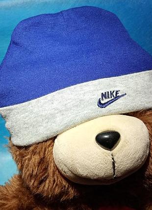 Детская трикотажная шапка для малышей/Бени (beanie) с отворотом бренд: nike. возраст: 0-6 месяцев