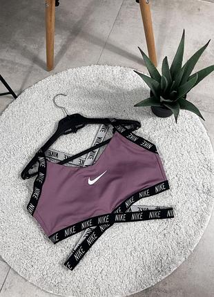 Топ від nike