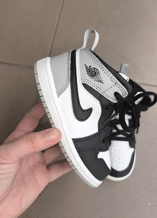 Шкіряні кросівки nike jordan